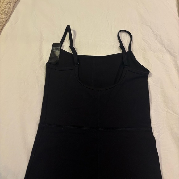 Aritzia Wilfred Free Black Divinity Kick Flare Jumpsuit - Picture 15 of 16